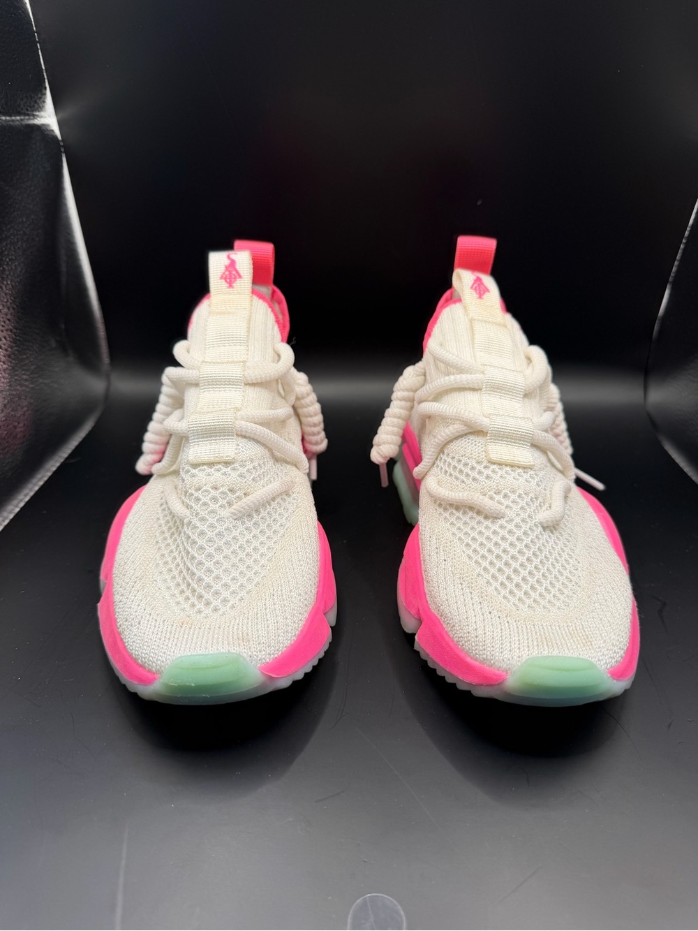 Sia Collective Pink White Knit Chunky Sneakers Women’s Size 5